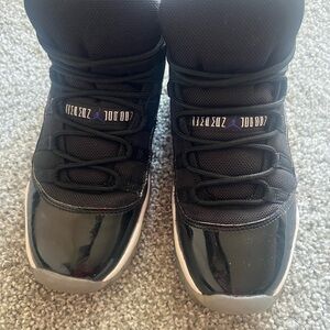 Space Jam 11 worn still good condition size 6.5Y